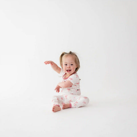 Short Sleeve with Pants Pajamas in Bow