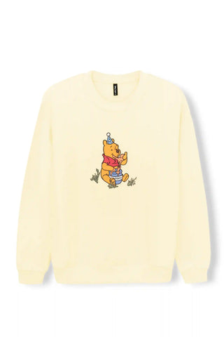 Women's Sweatshirt in Winnie the Pooh on Chamomile