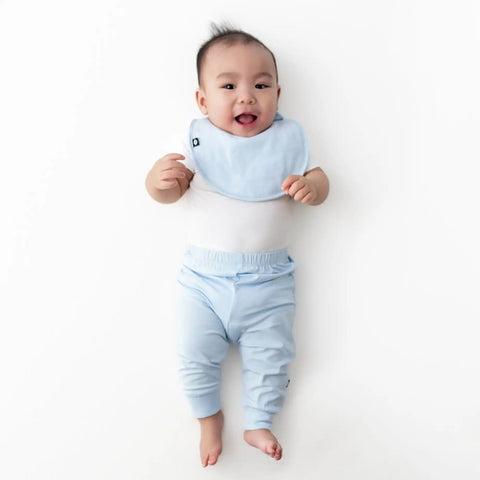 Cushy Bib in Breeze