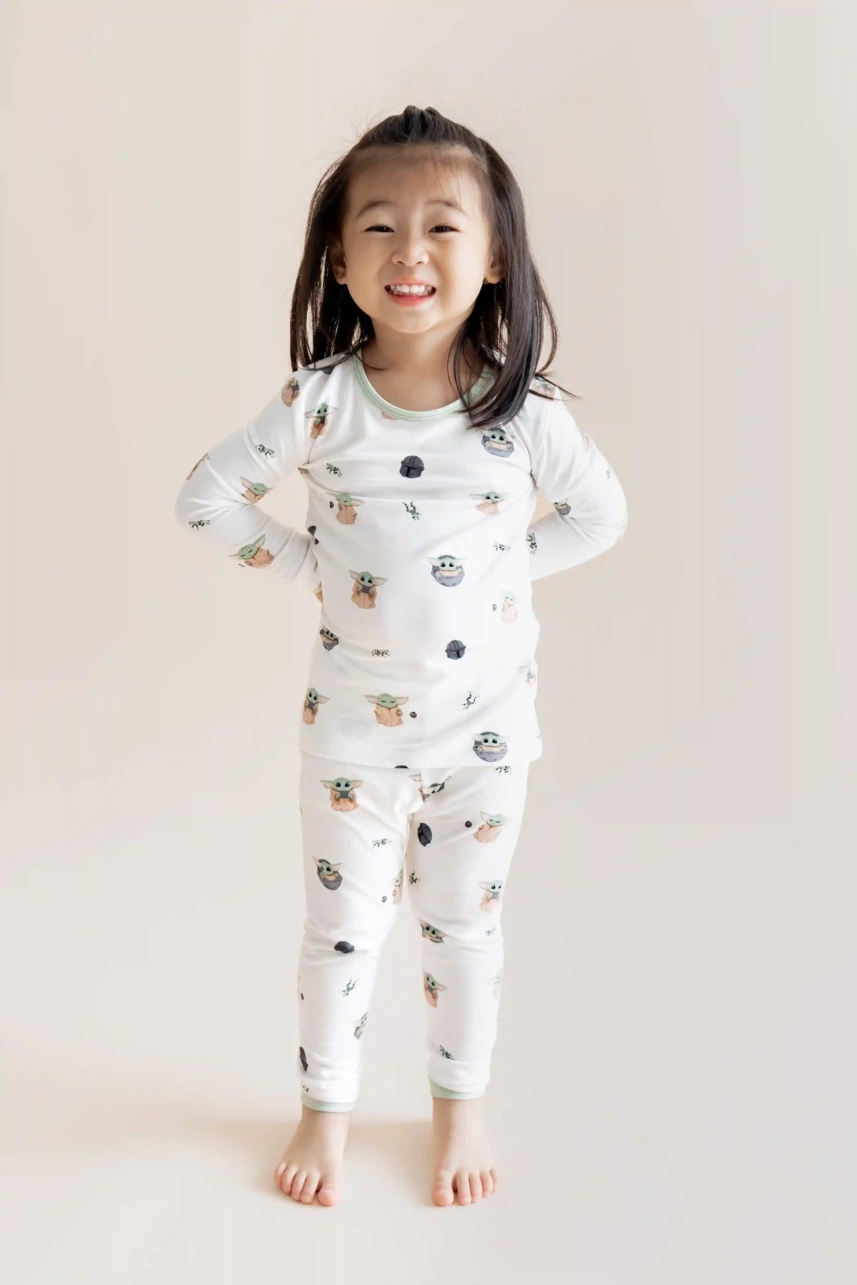 Long Sleeve Pajamas in Grogu™