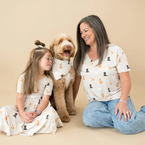 Women's Oversized V-Neck Tee in Fluffy Dog