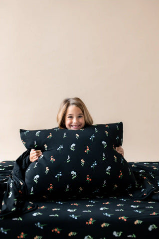 Standard Pillowcase in Midnight Wildflower