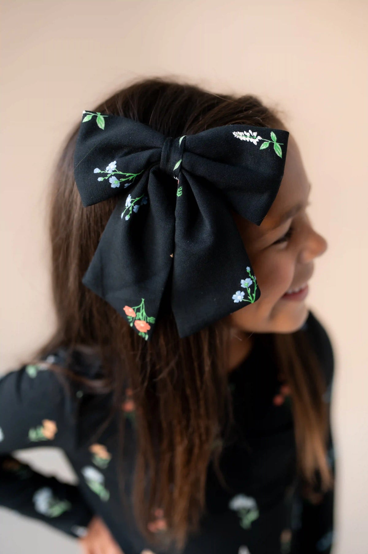 Large Alligator Clip Bow in Midnight Wildflower