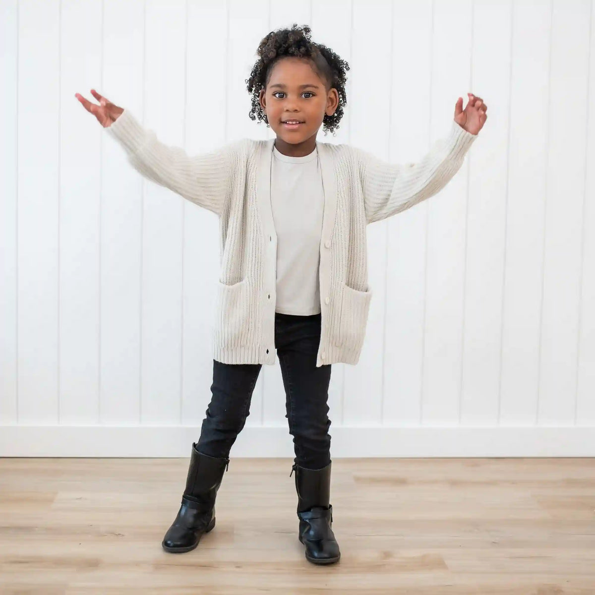 Chunky Knit Oversized Cardigan in Oat