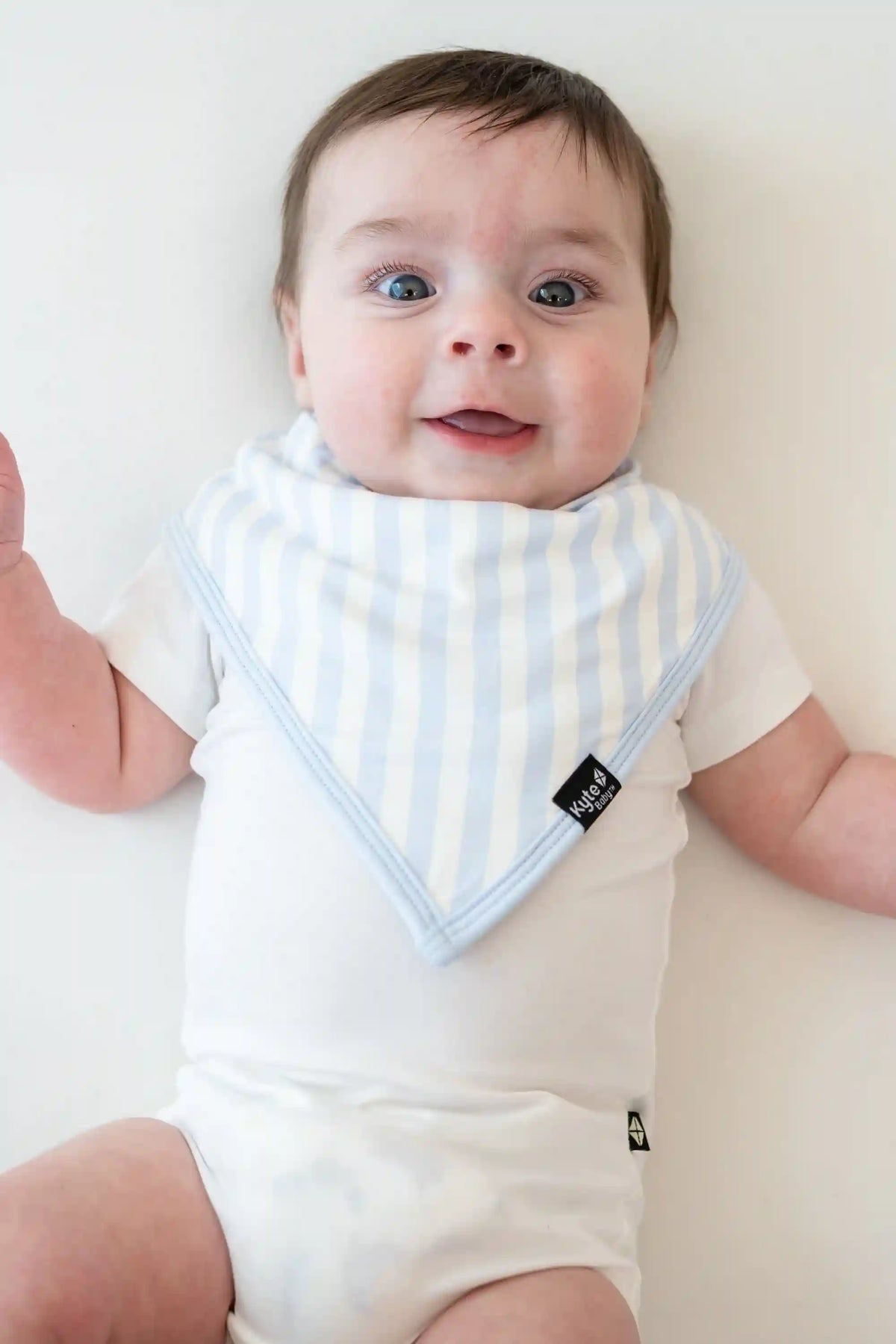 Bib in Small Mist Stripe