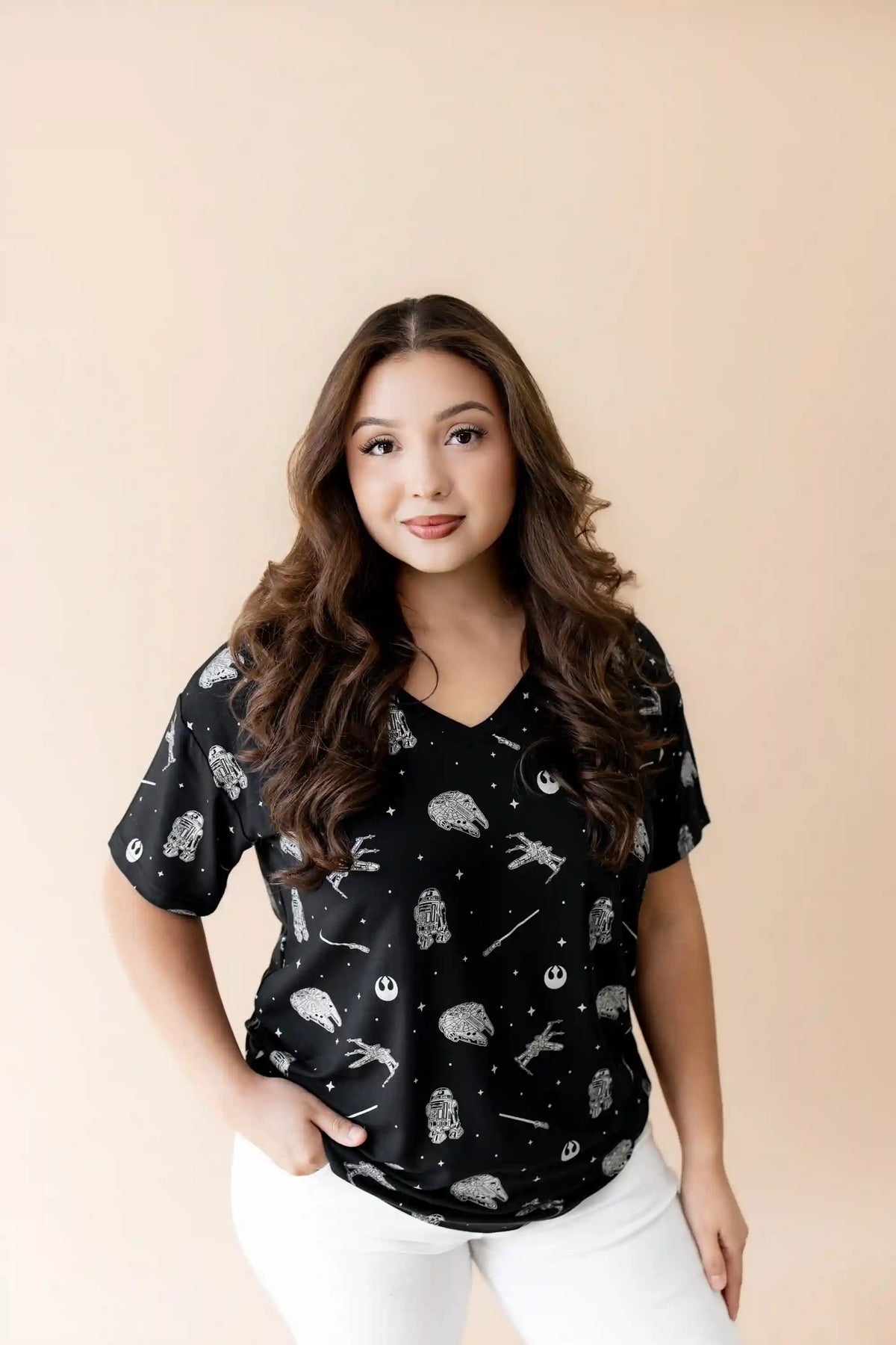 Women's Oversized V-Neck Tee in STAR WARS™