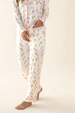 Long-Sleeved Women's Pajama Set in Tulip