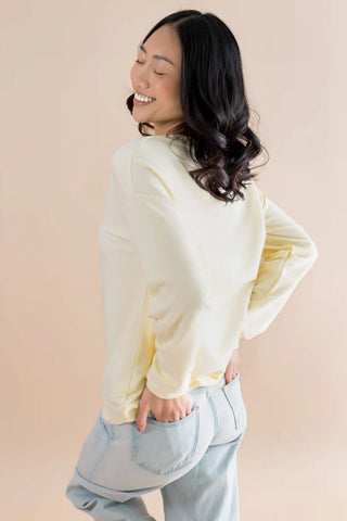Women's Sweatshirt in Winnie the Pooh on Chamomile
