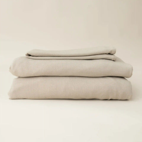 Fitted Sheet with Pillowcases in Almond