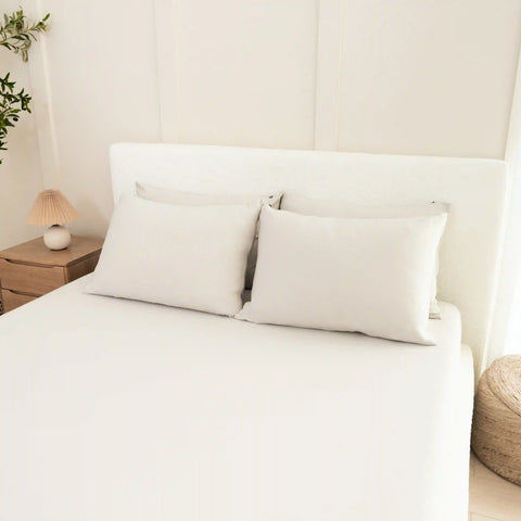 Fitted Sheet with Pillowcases in Oat