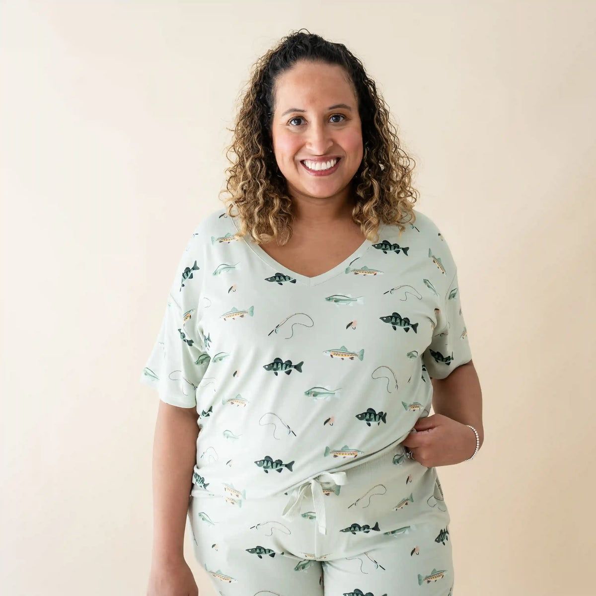 Women's Oversized V-Neck Tee in Fishing