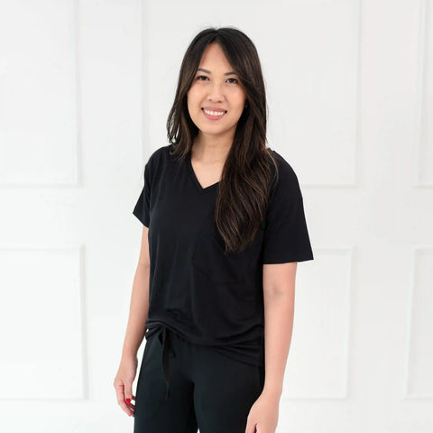 Women's Oversized V-Neck Tee in Midnight